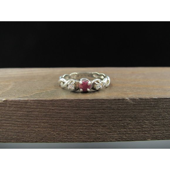 Size 7 Sterling Silver Rustic Rough Ruby And CZ Gem Band Ring Bohemian Everyday - Picture 1 of 9